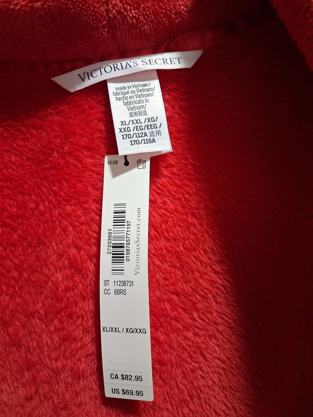 Victoria's Secret Red Plush Robe - Picture 4 of 4
